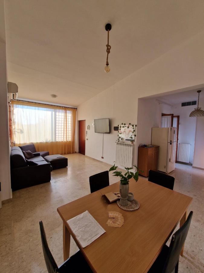Villa Old Fisherman'S Taranto Exterior photo