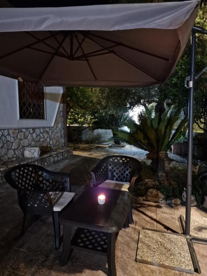 Villa Old Fisherman'S Taranto Exterior photo